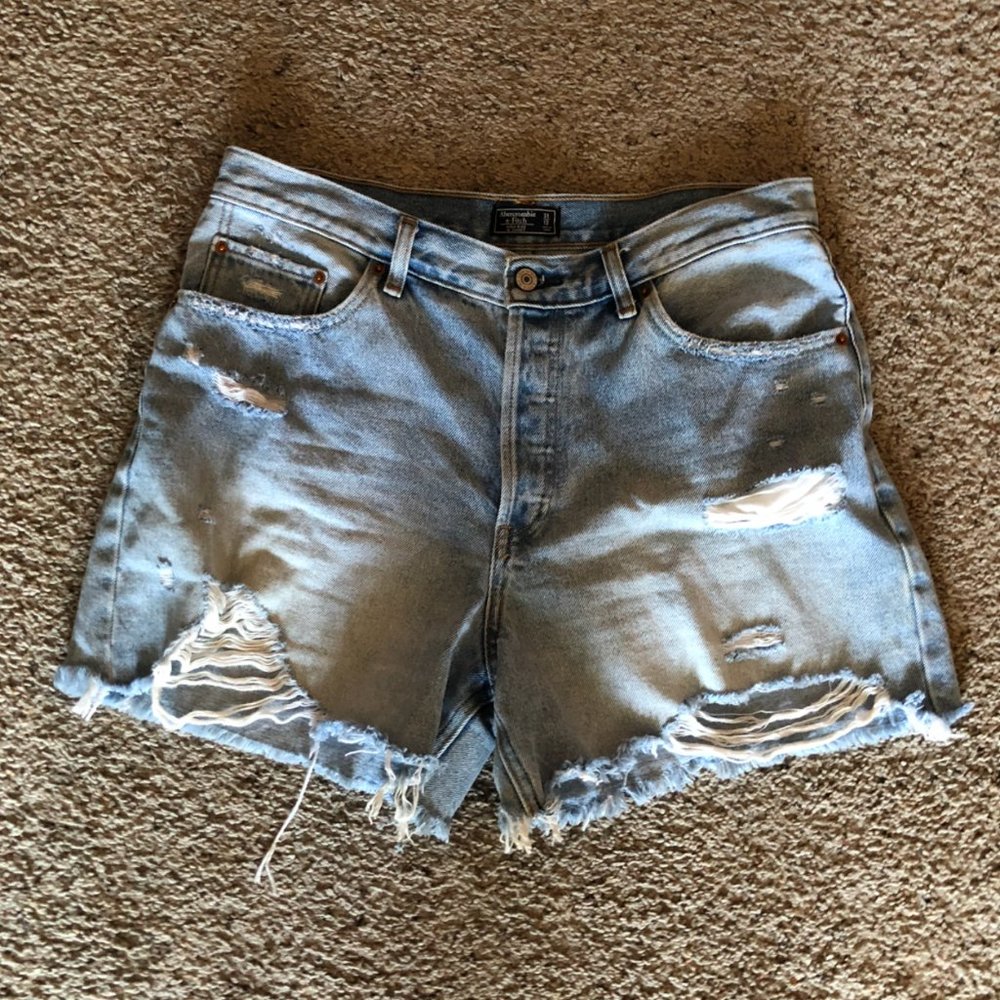 Abercrombie & Fitch Denim High Rise 4" Short
